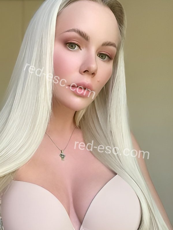 Карина — Апатиты